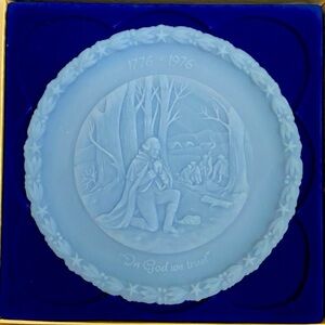 Vintage Fenton Powder Blue Liberty Plate | 1976 Bicentennial NIB